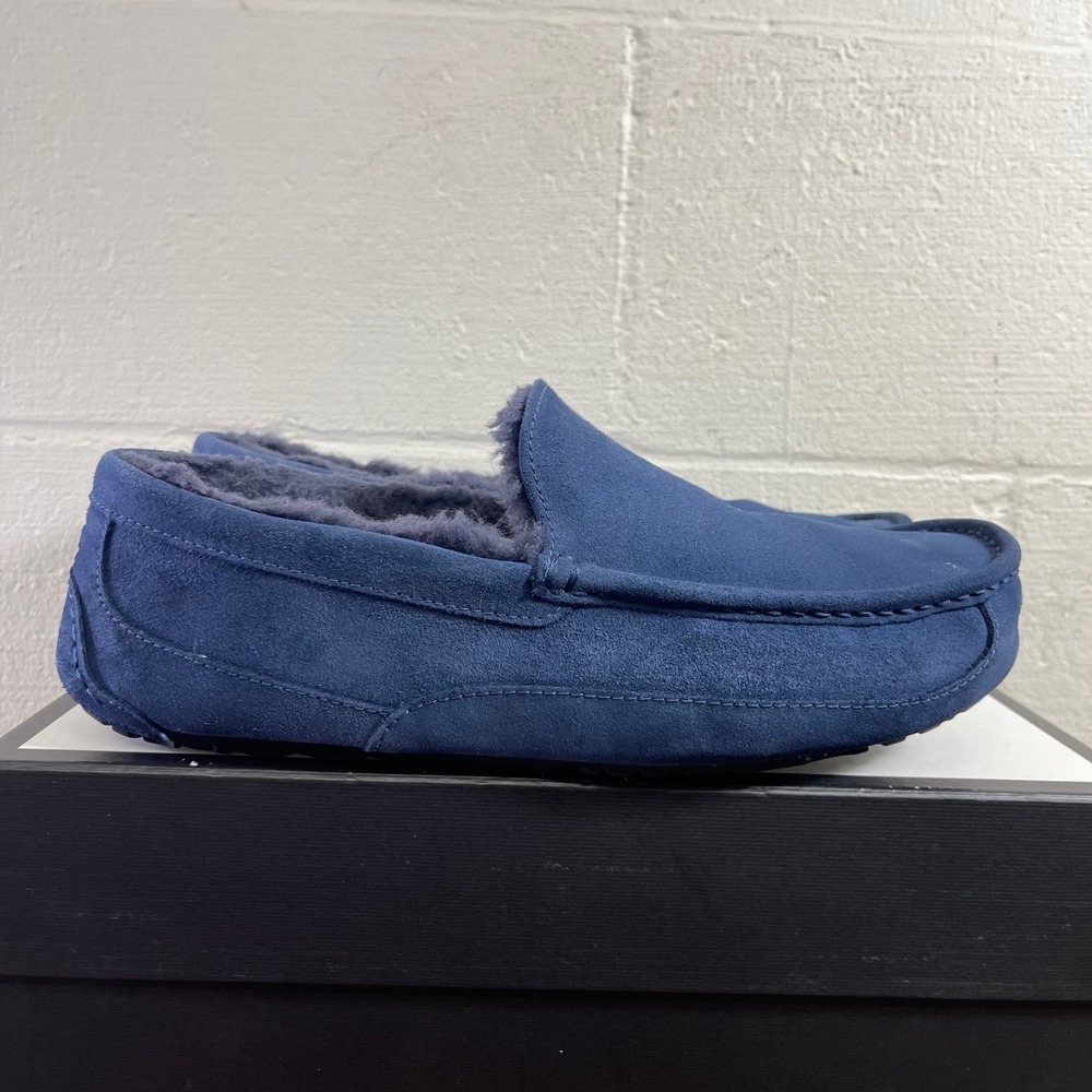 UGG Ascot 1101110‎ Blue Suede Shearling Moccasin Slippers Slip On Men's 13 US